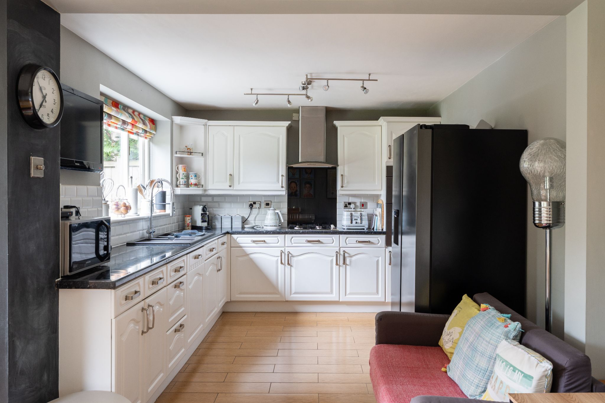 4 bedroom detached house For Sale in Solihull - Photograph 6.
