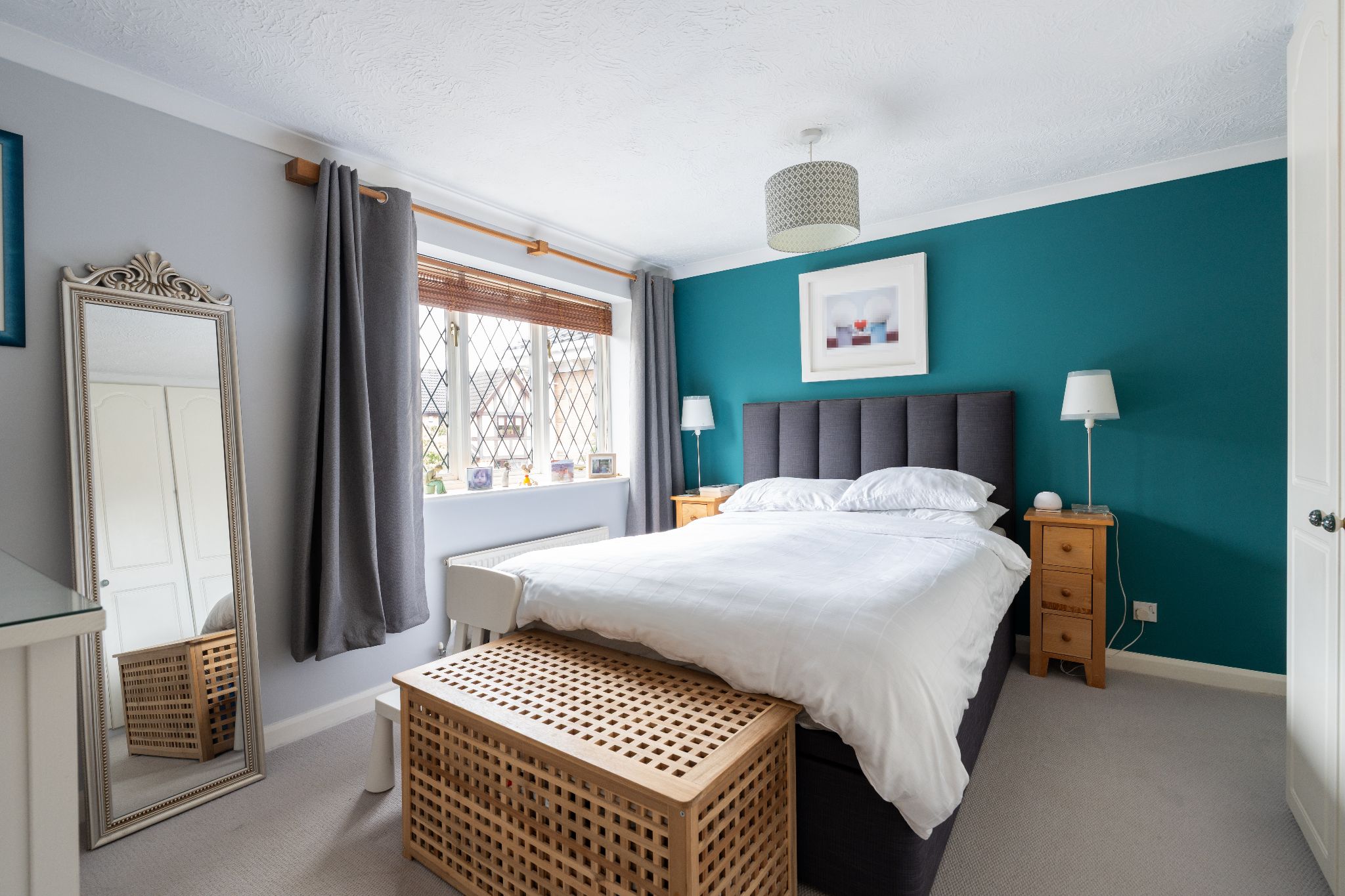 4 bedroom detached house For Sale in Solihull - Photograph 11.
