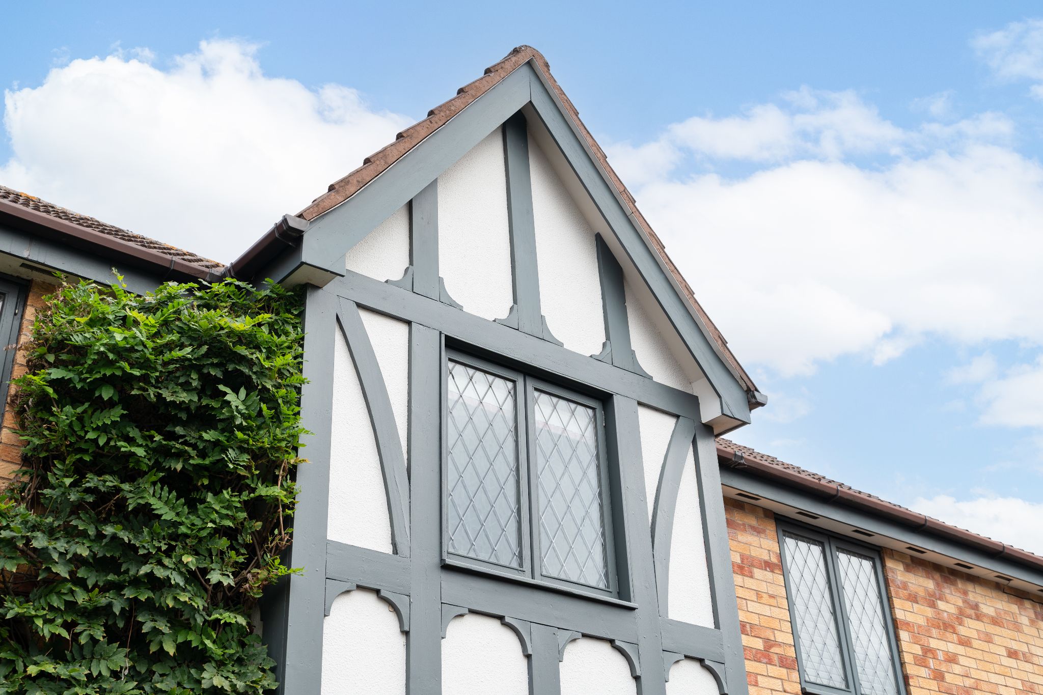4 bedroom detached house For Sale in Solihull - Photograph 20.