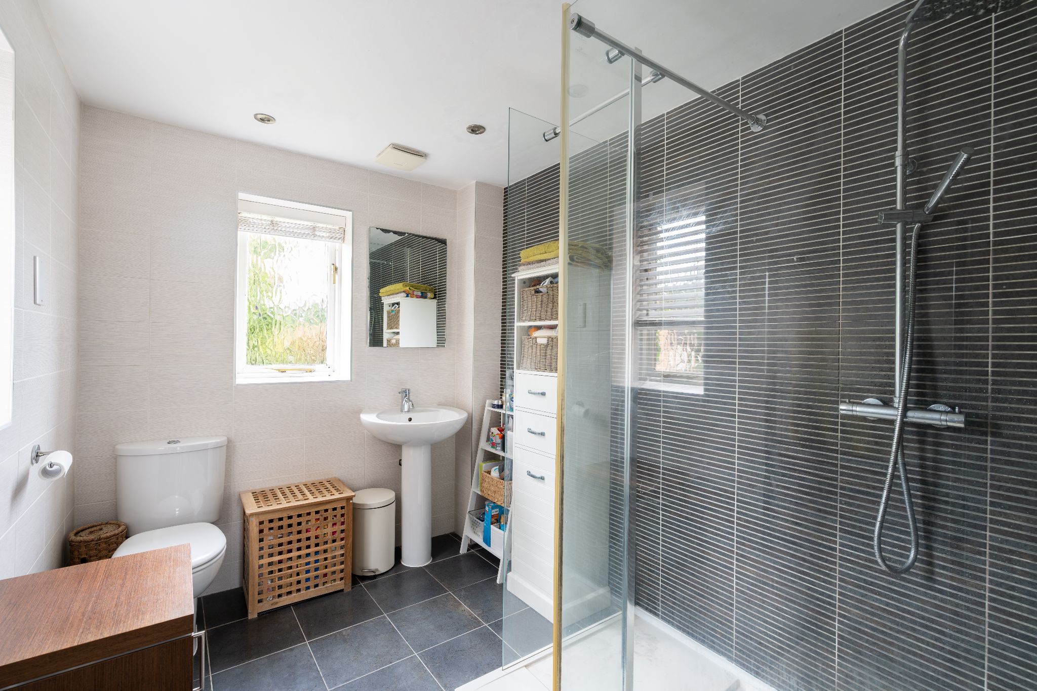 4 bedroom detached house For Sale in Solihull - Photograph 12.