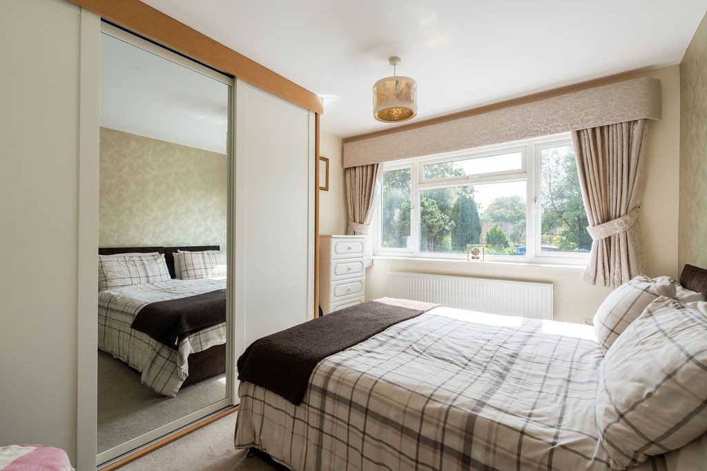4 bedroom semi-detached house For Sale in Solihull - Photograph 14.