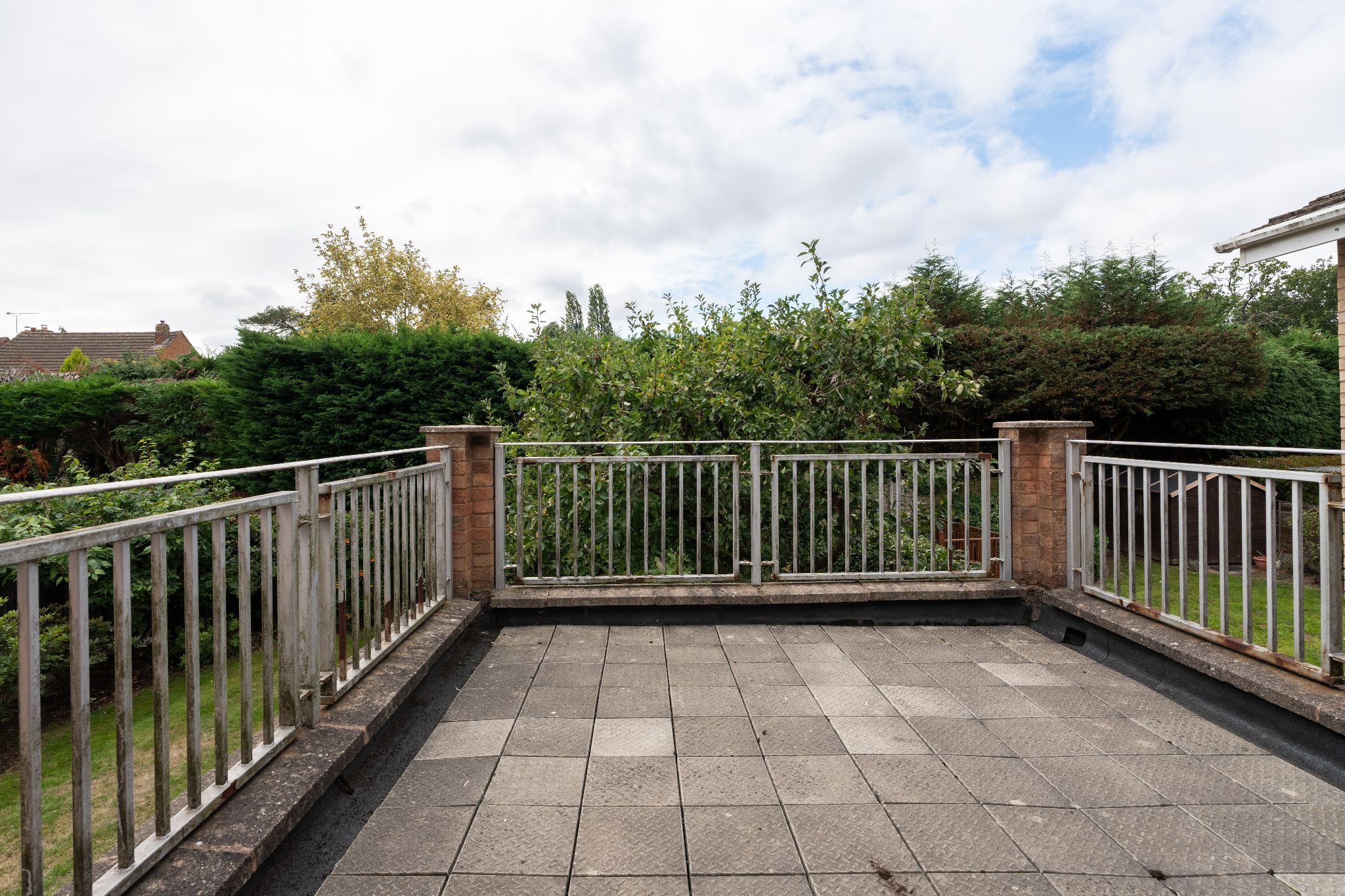 4 bedroom detached house For Sale in Solihull - Photograph 17.