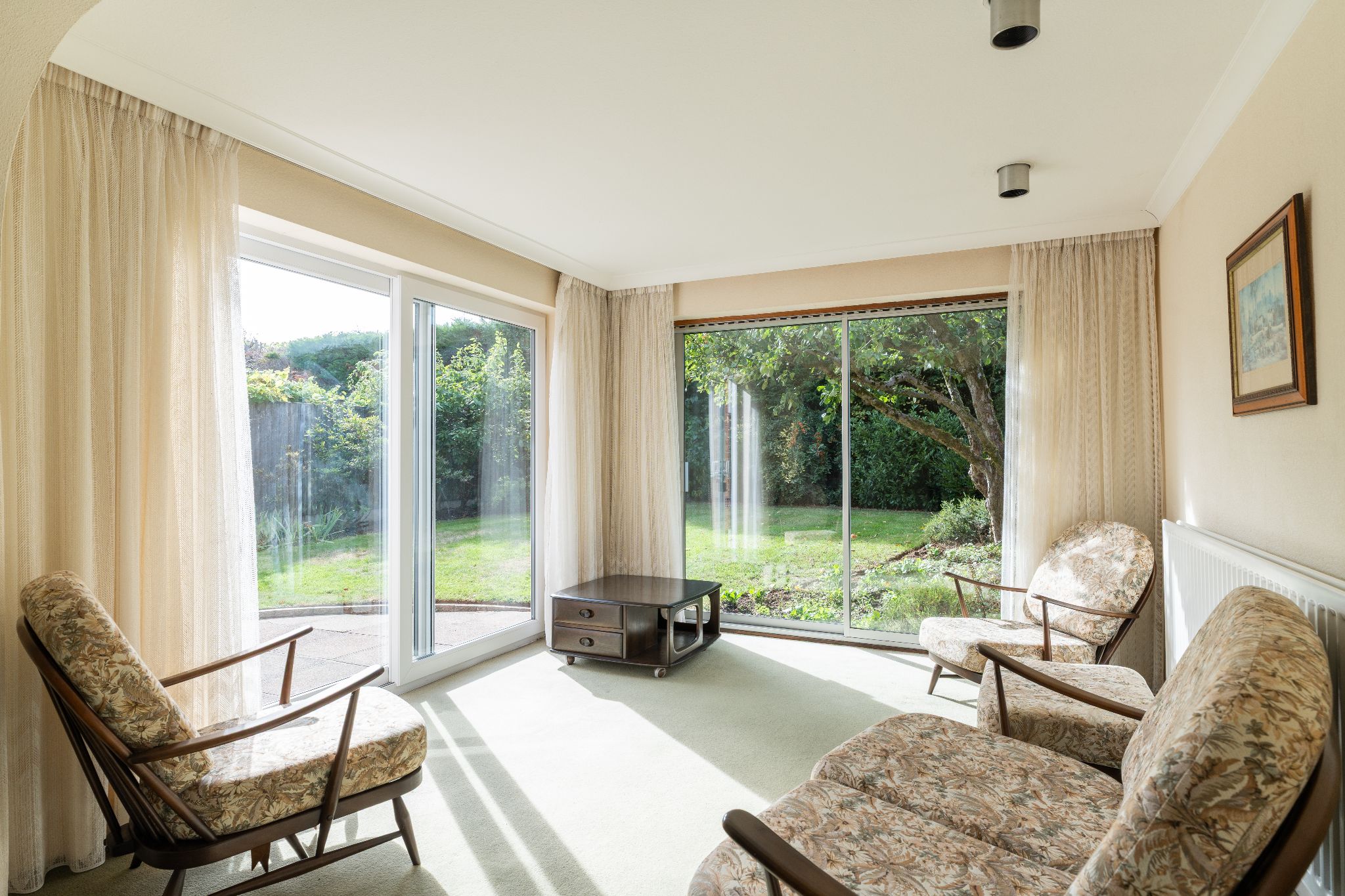 4 bedroom detached house For Sale in Solihull - Photograph 9.