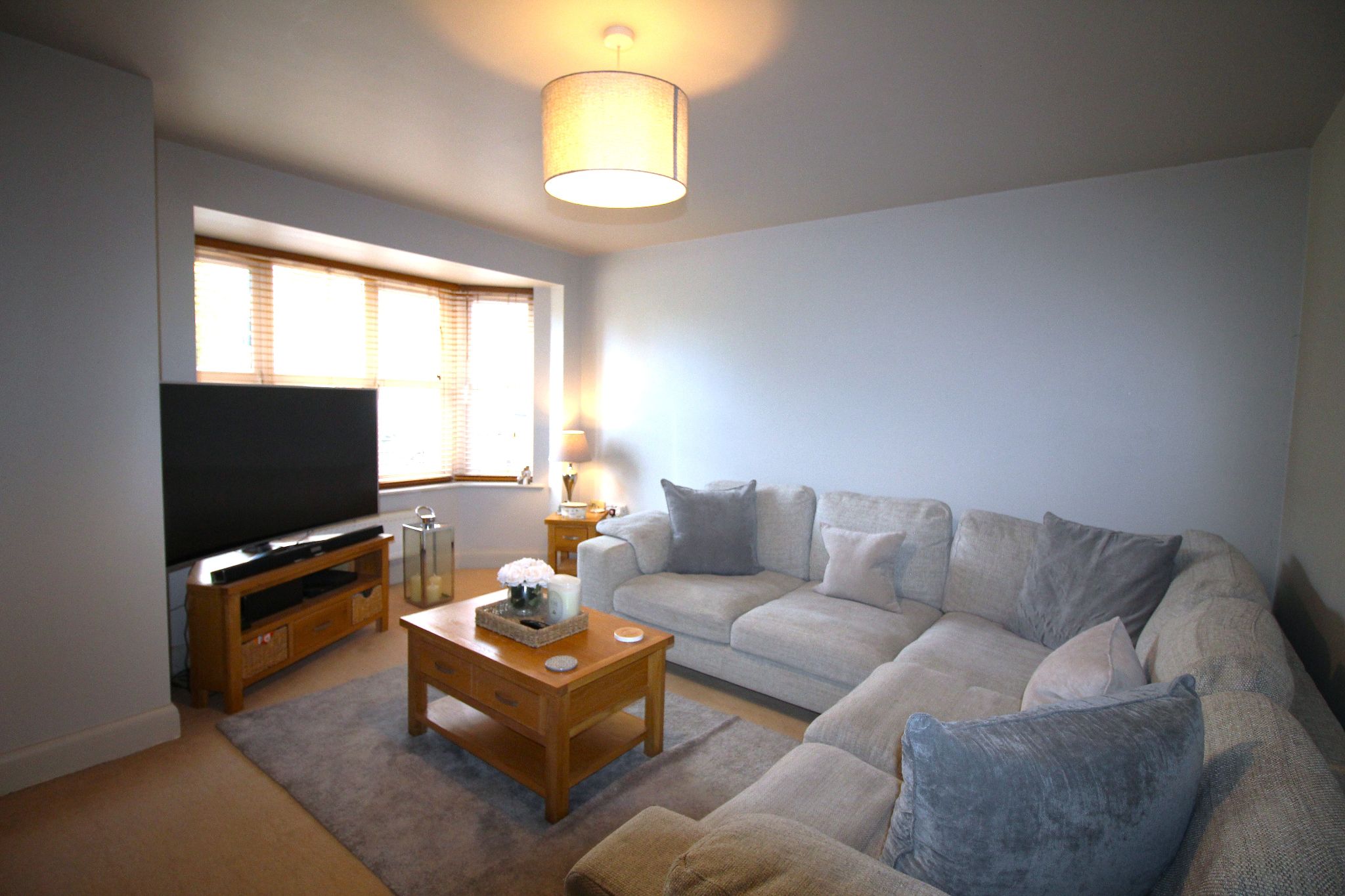 4 bedroom town house To Let in Solihull - Property photograph.