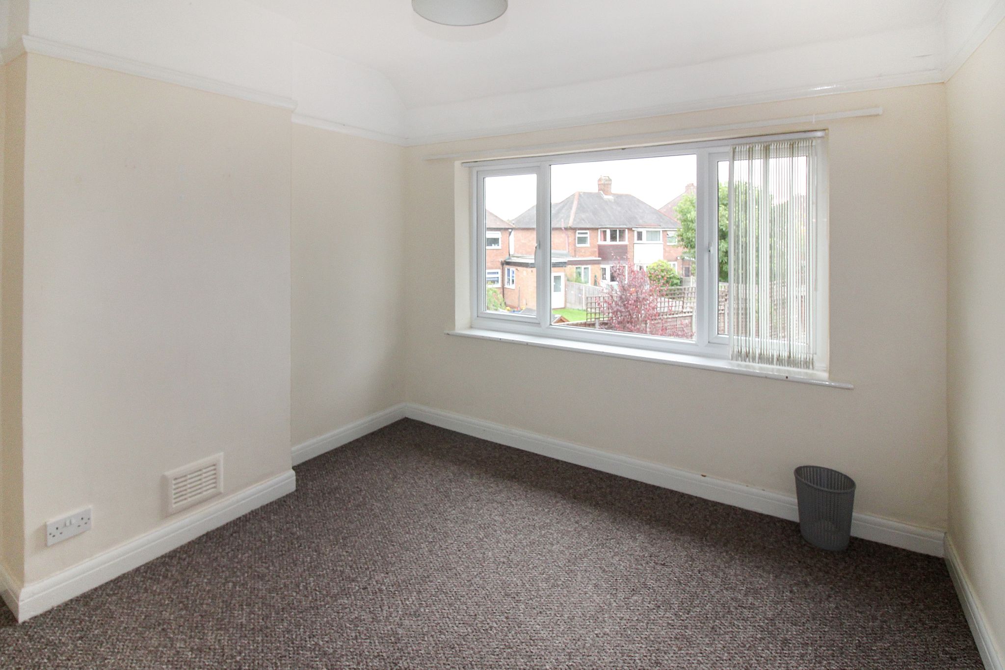 3 bedroom semi-detached house For Sale in Solihull - Photograph 11.