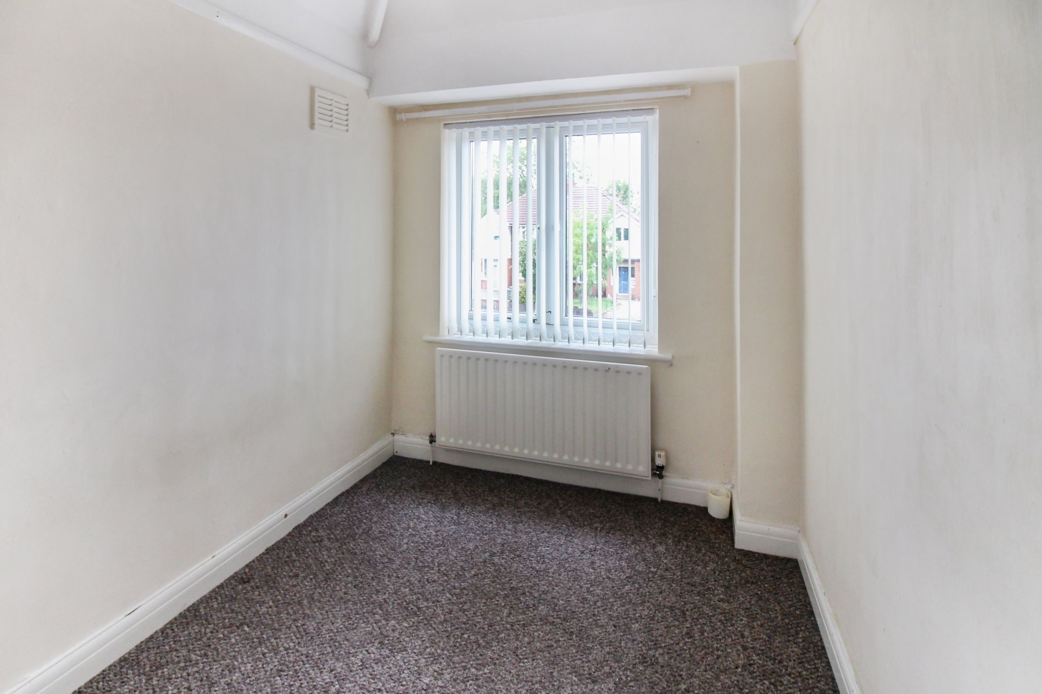 3 bedroom semi-detached house For Sale in Solihull - Photograph 12.