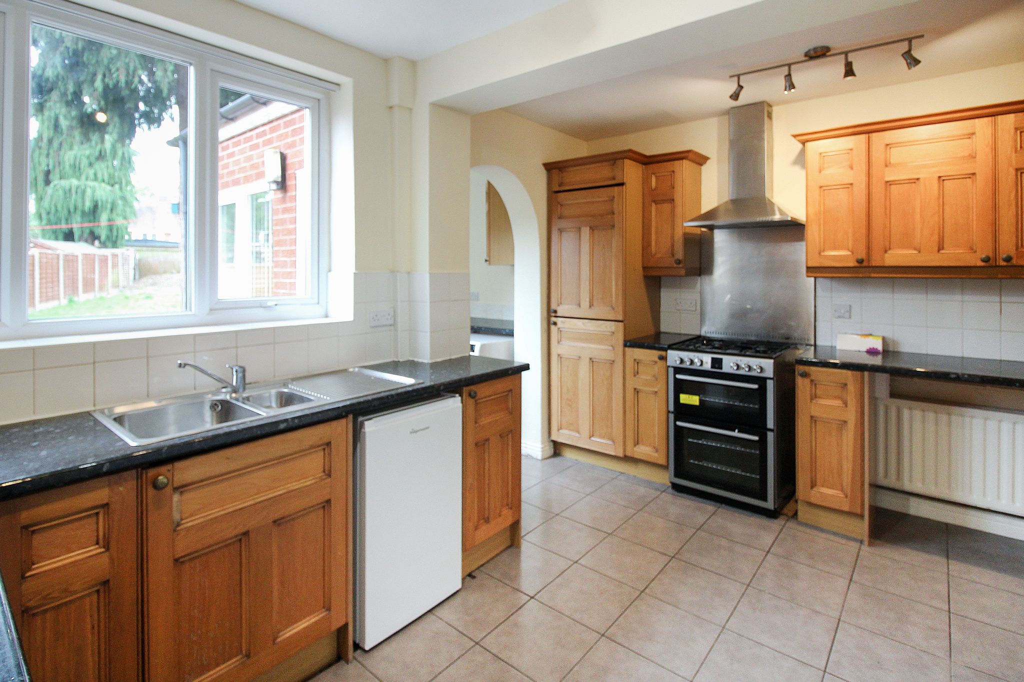 3 bedroom semi-detached house For Sale in Solihull - Photograph 4.