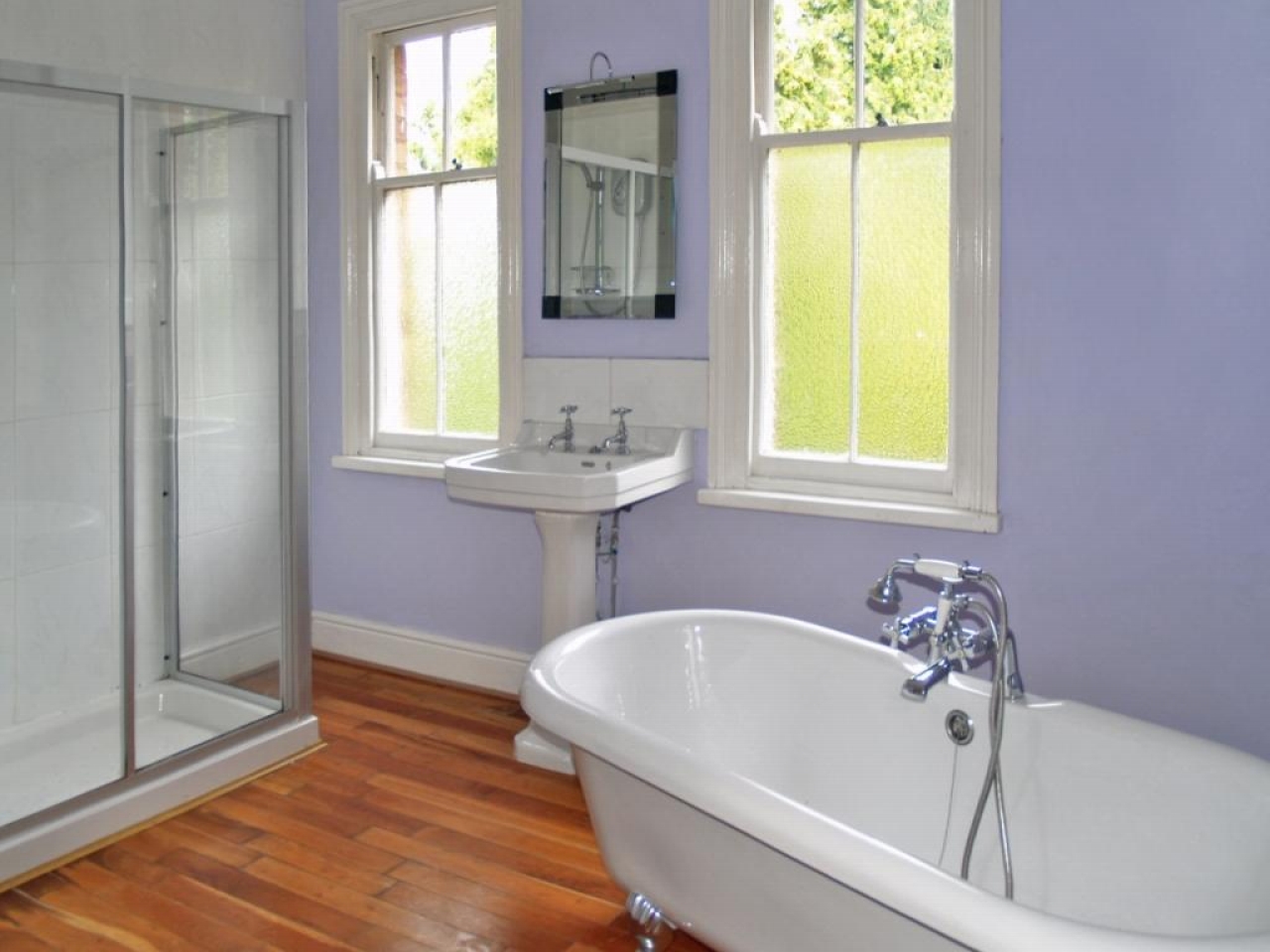 5 bedroom detached house SSTC in Solihull - photograph 12.