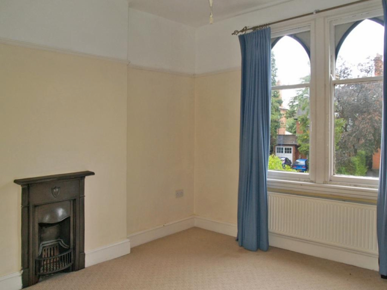 5 bedroom detached house SSTC in Solihull - photograph 13.