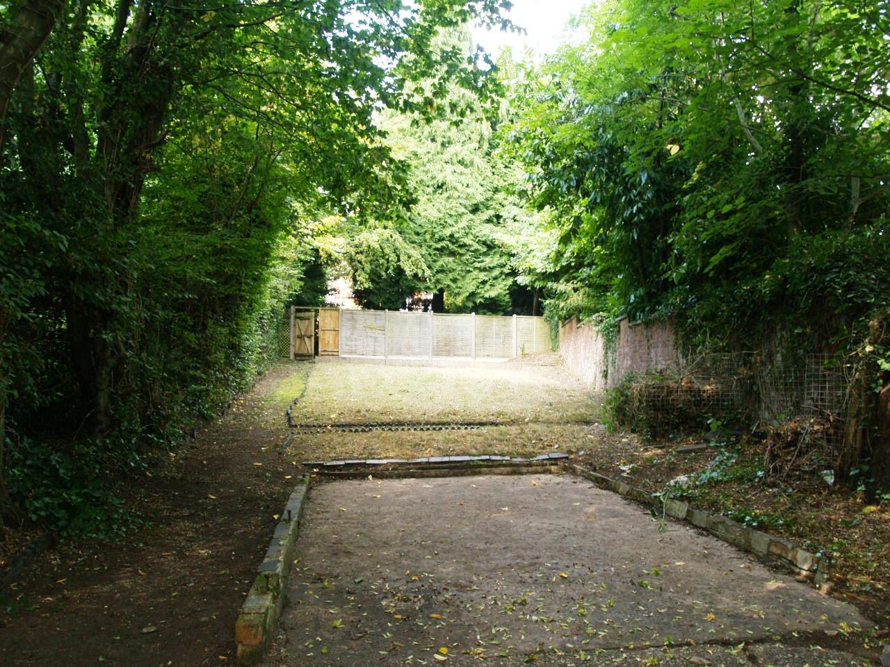 5 bedroom detached house SSTC in Solihull - photograph 18.