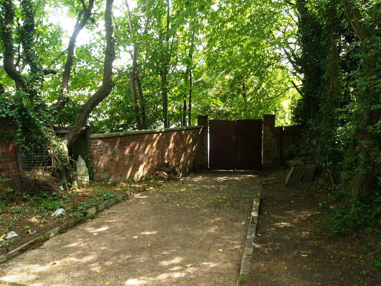 5 bedroom detached house SSTC in Solihull - photograph 19.