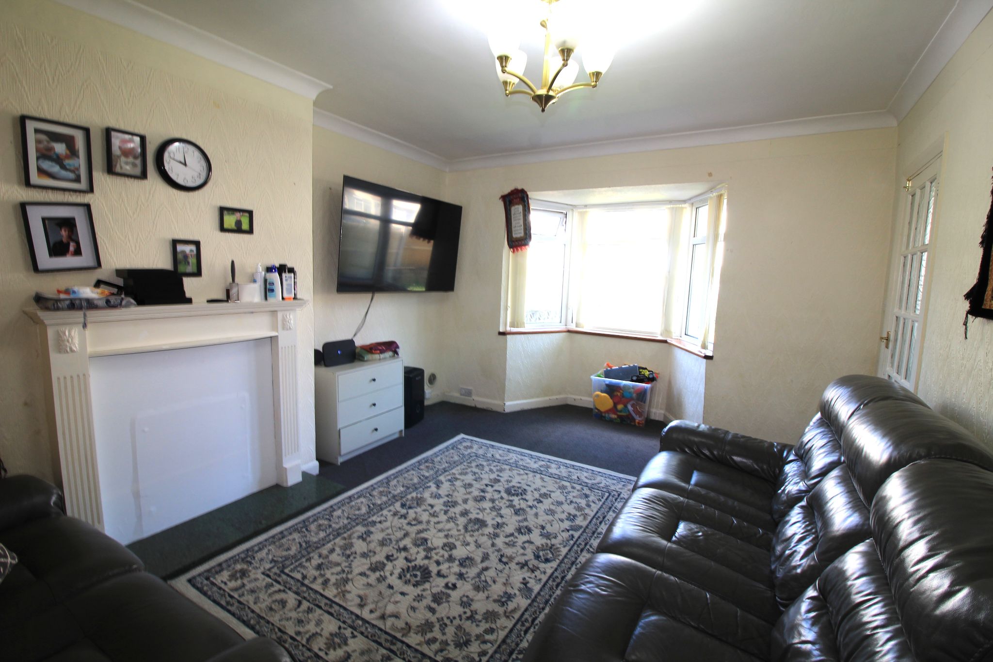 2 bedroom mid terraced house Let Agreed in Birmingham - Photograph 2.
