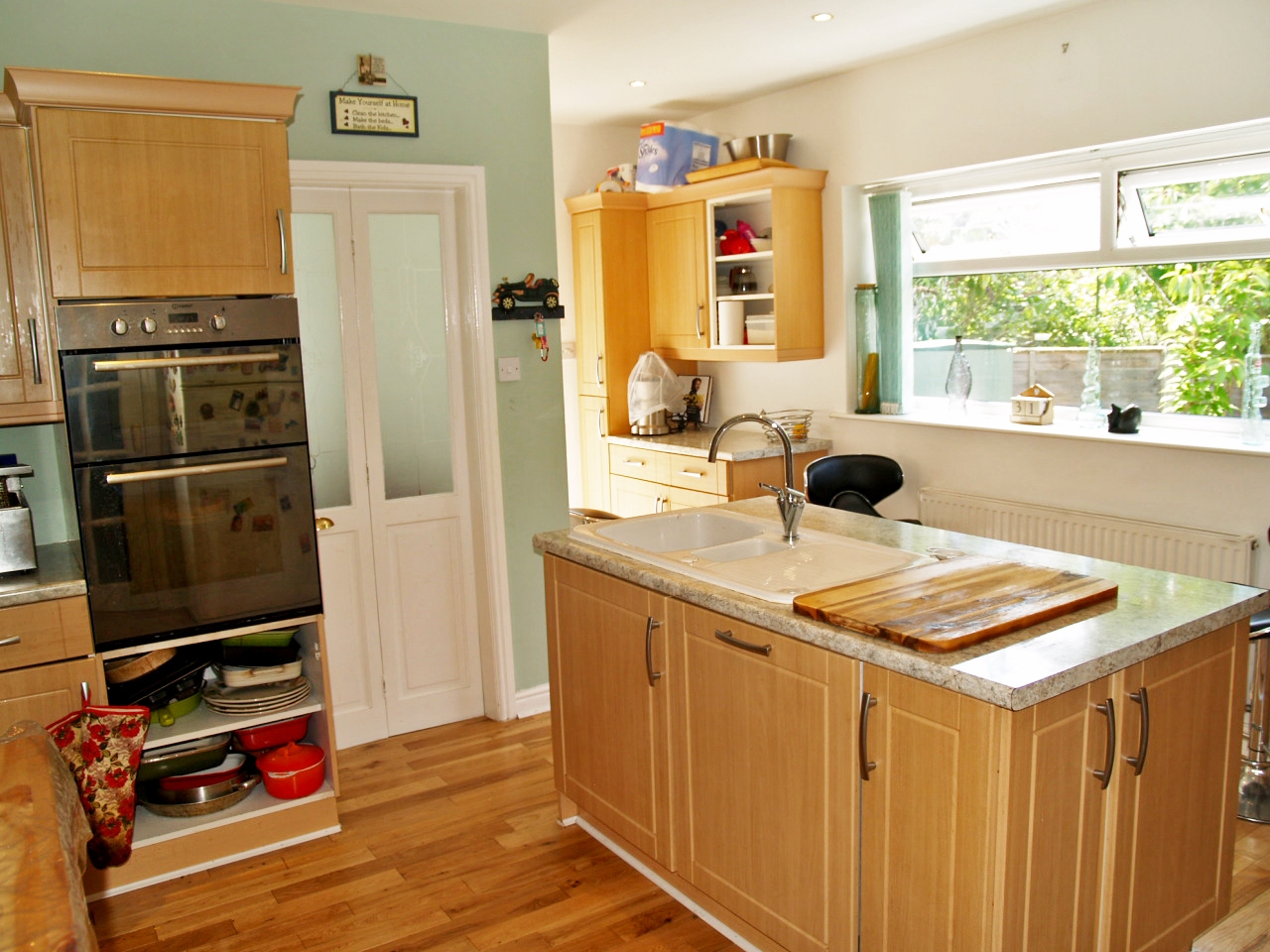 4 bedroom detached house SSTC in Solihull - photograph 4.
