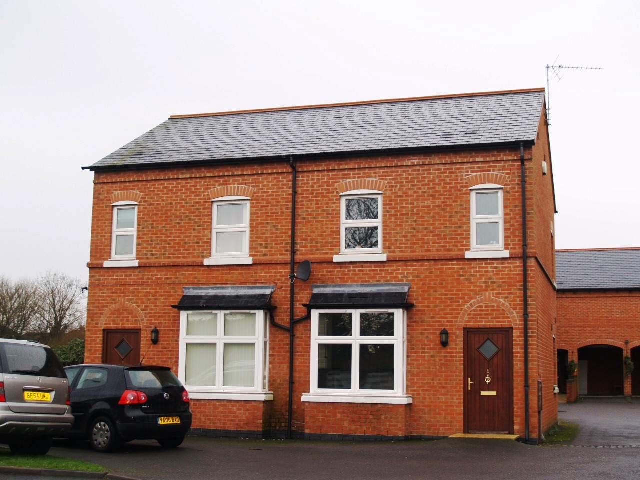 2 bedroom house SSTC in Solihull - Main Image.