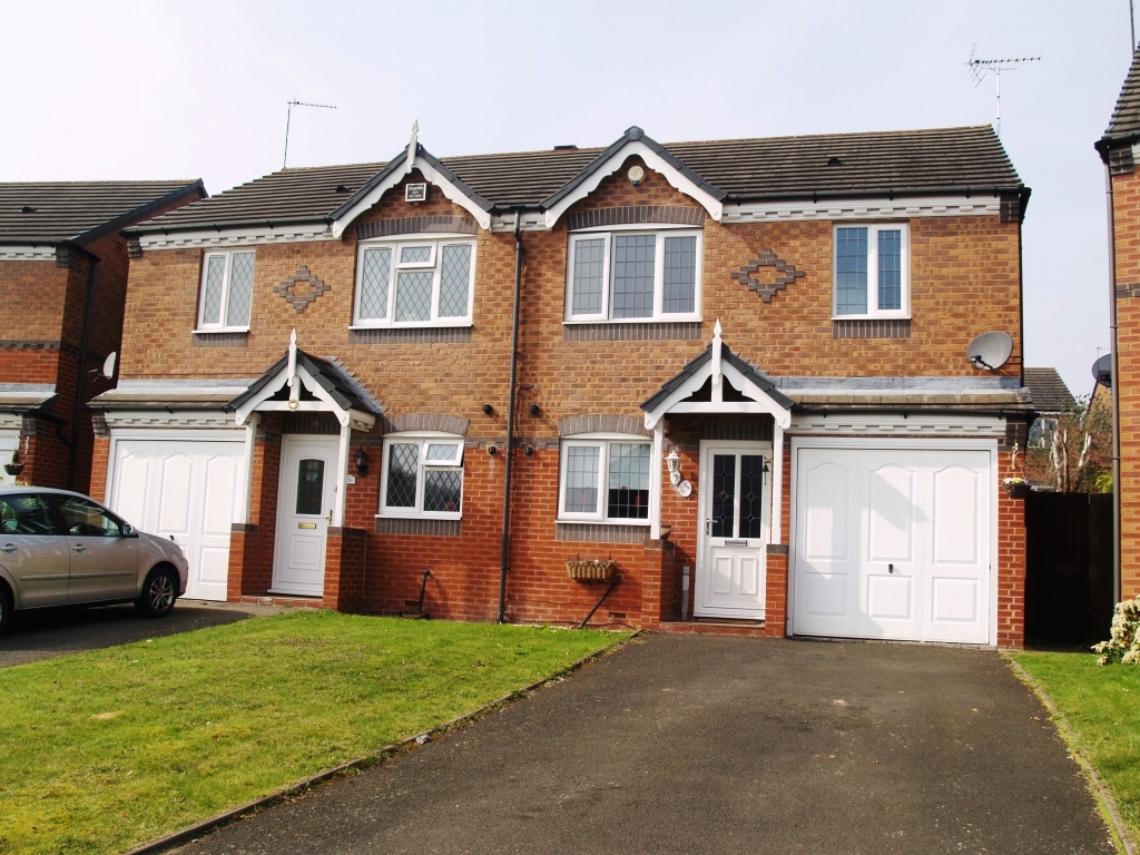 3 bedroom house SSTC in Birmingham - Main Image.