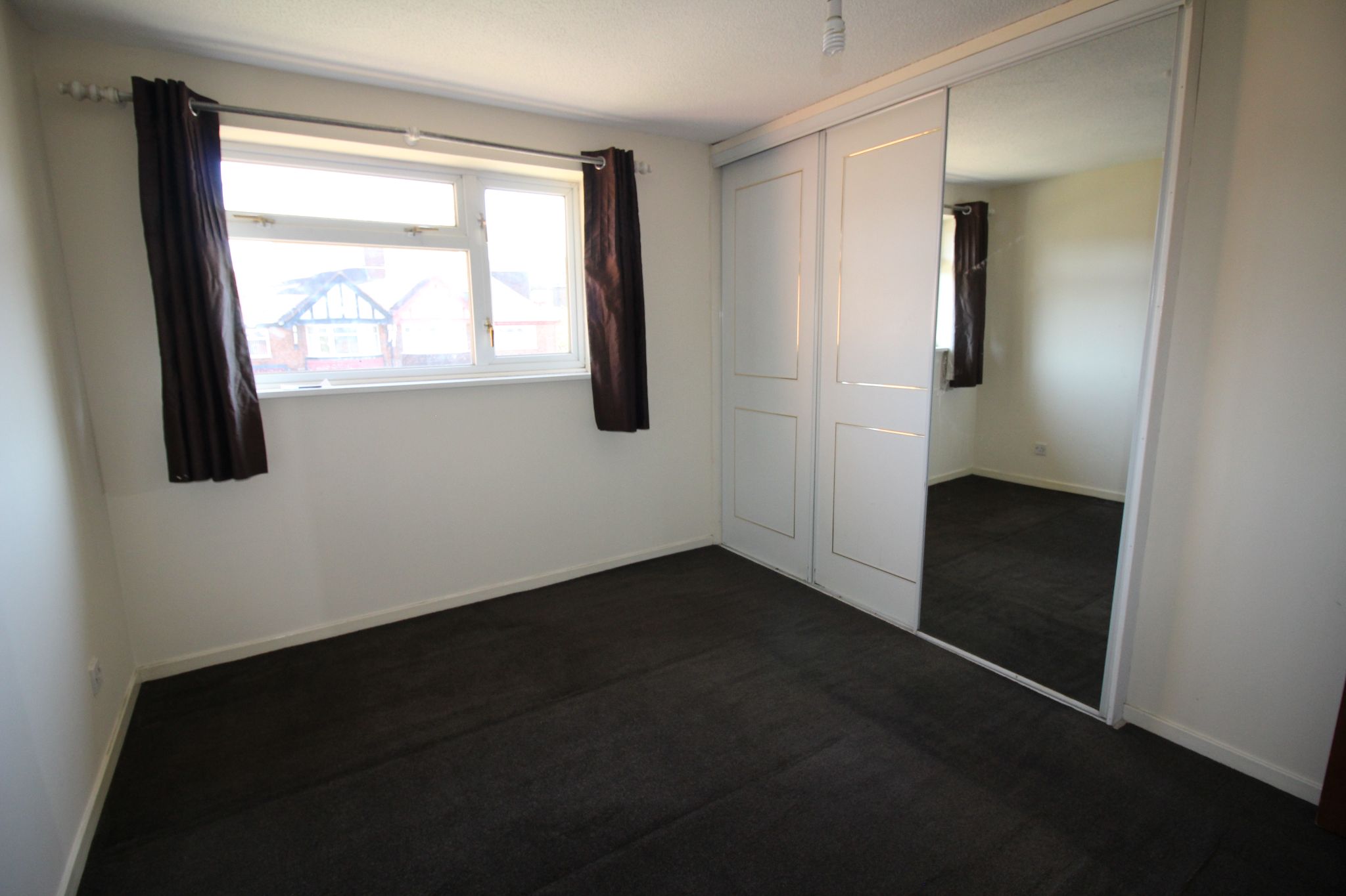 2 bedroom mid terraced house To Let in Birmingham - Photograph 9.