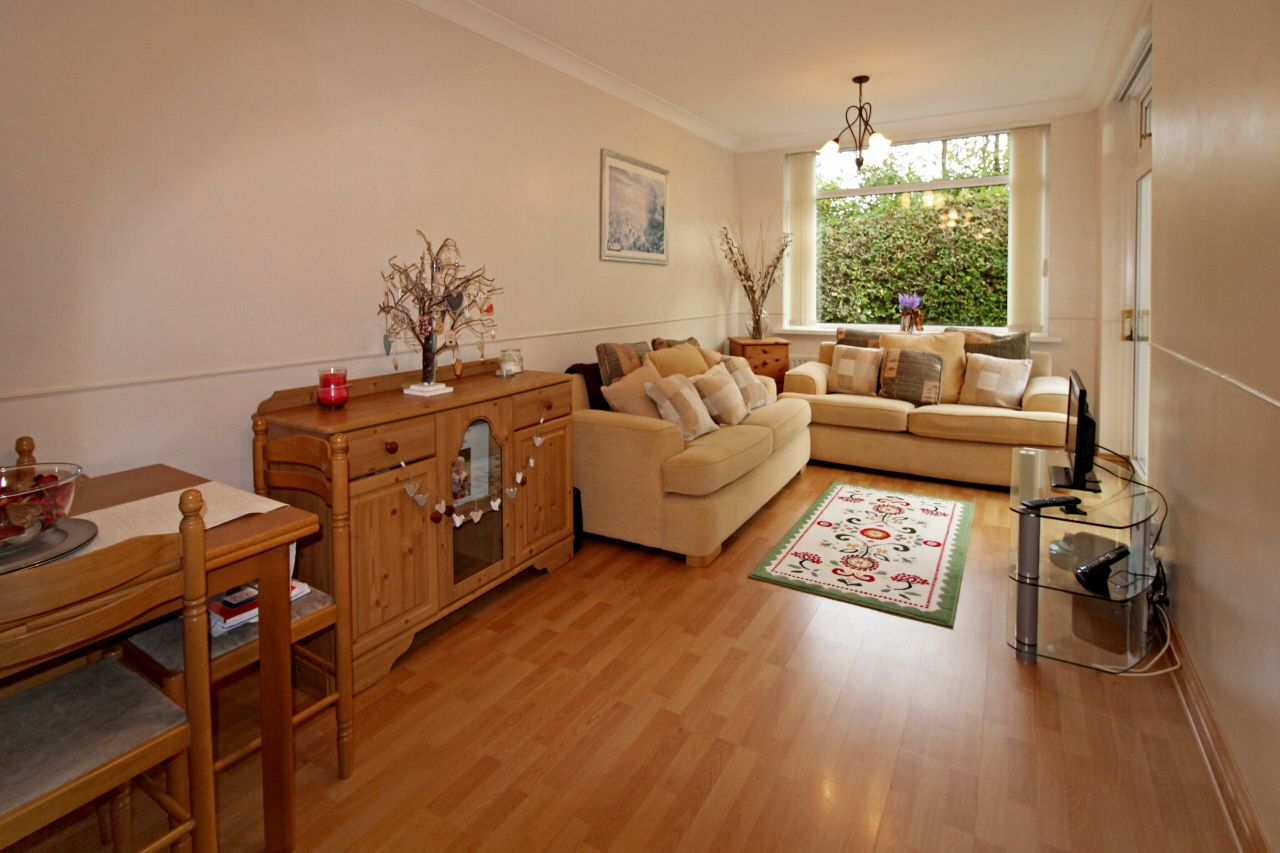 3 bedroom house SSTC in Solihull - photograph 10.