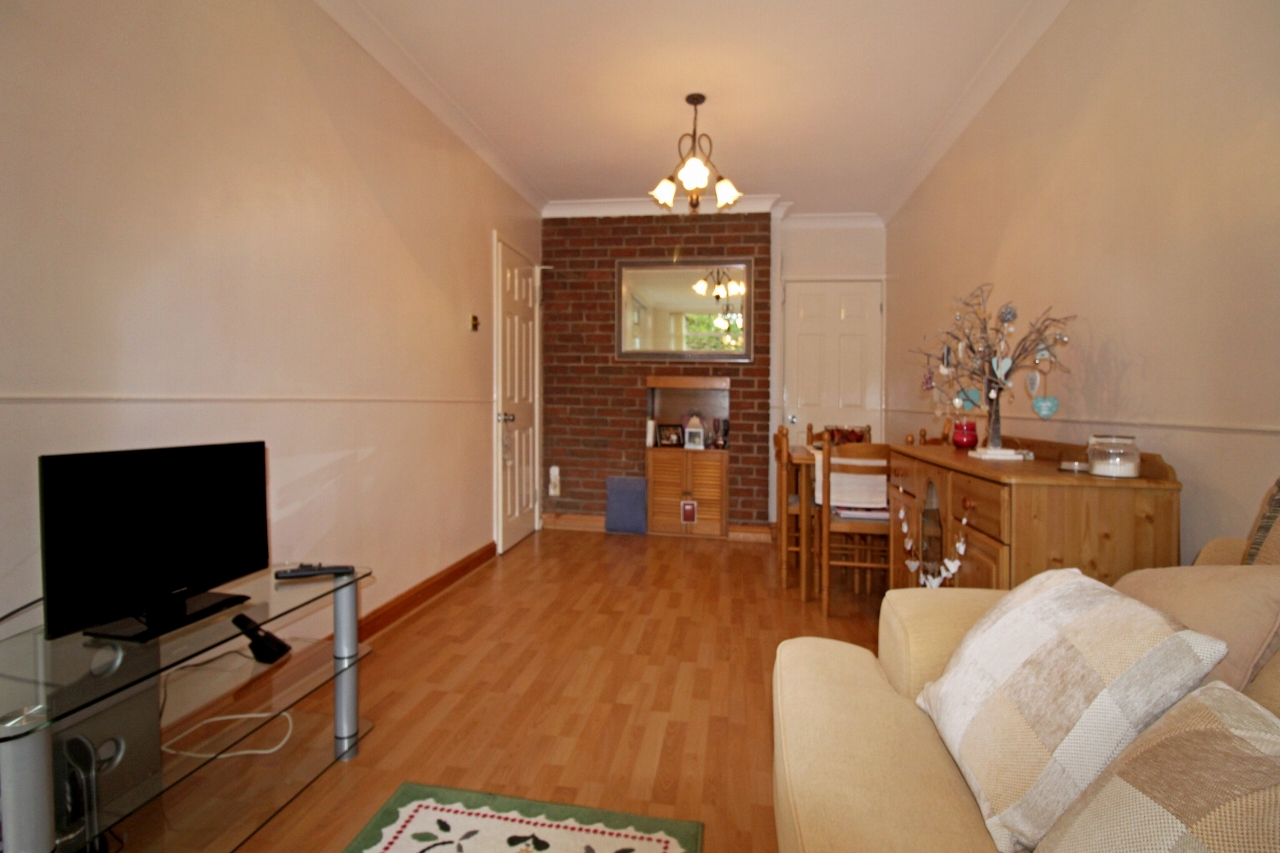 3 bedroom house SSTC in Solihull - photograph 11.