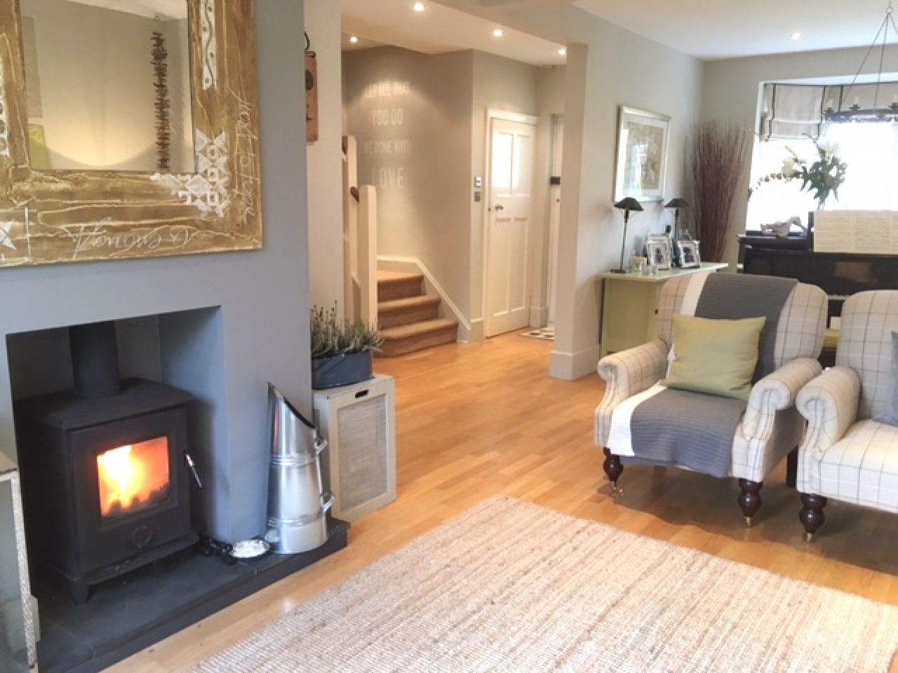 5 bedroom semi detached house Sold in Solihull - photograph 3.