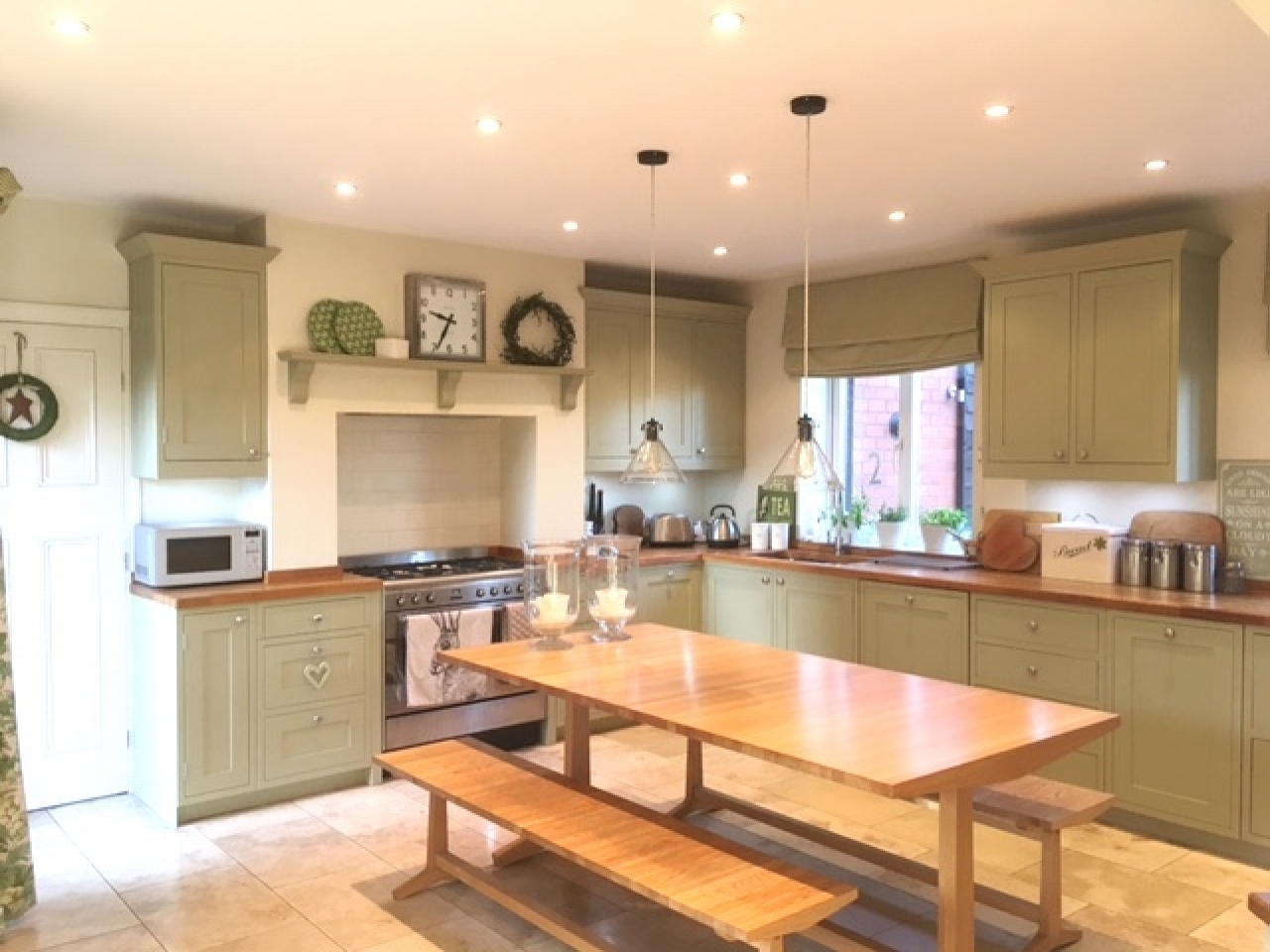 5 bedroom semi detached house Sold in Solihull - photograph 10.