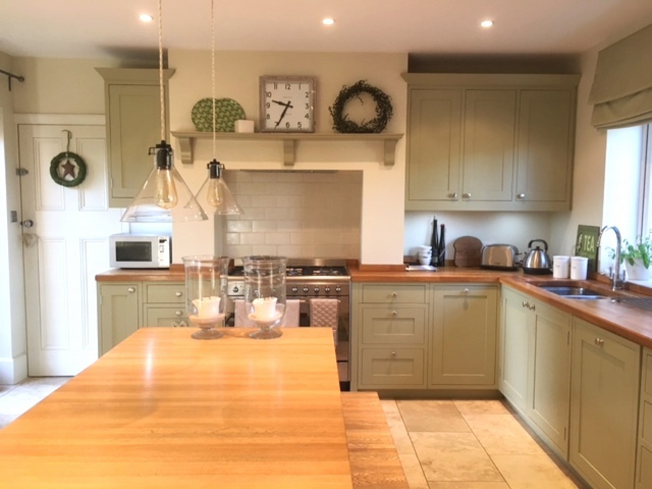 5 bedroom semi detached house Sold in Solihull - photograph 11.