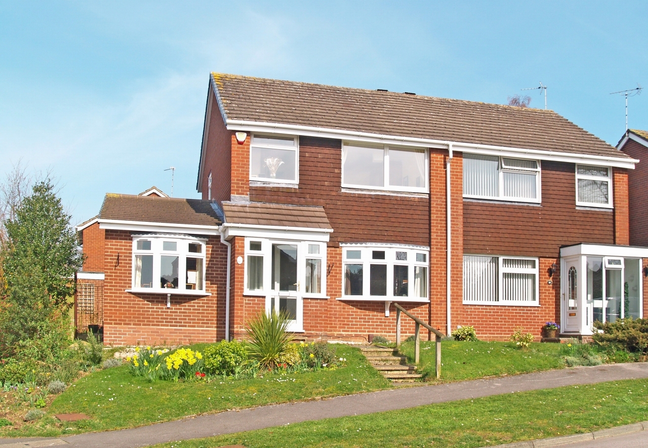 3 bedroom house SSTC in Solihull - Main Image.