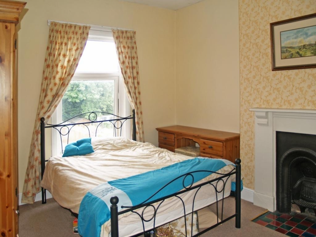 5 bedroom mid terraced house SSTC in Birmingham - photograph 7.