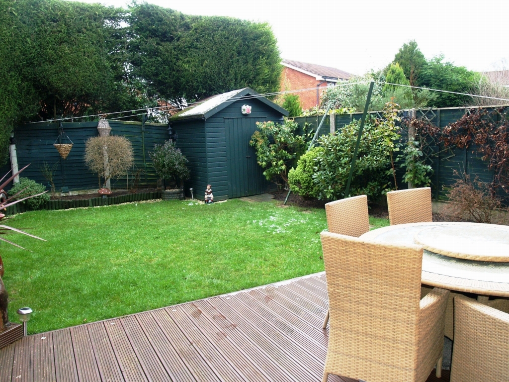 4 bedroom detached house Sold in Birmingham - photograph 17.