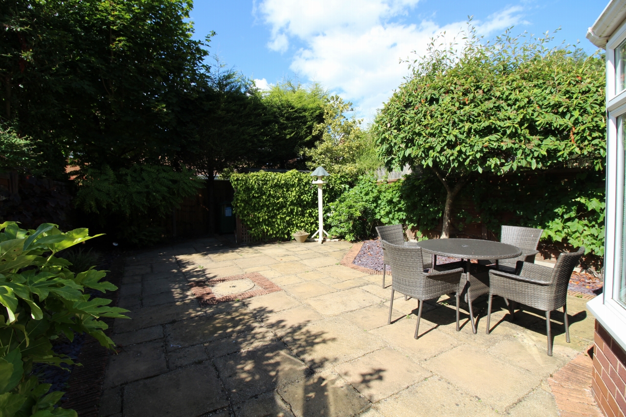 3 bedroom mid terraced house SSTC in Solihull - Photograph 7.