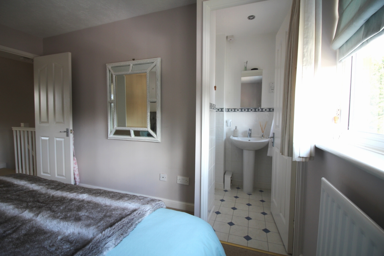 3 bedroom mid terraced house SSTC in Solihull - Photograph 9.