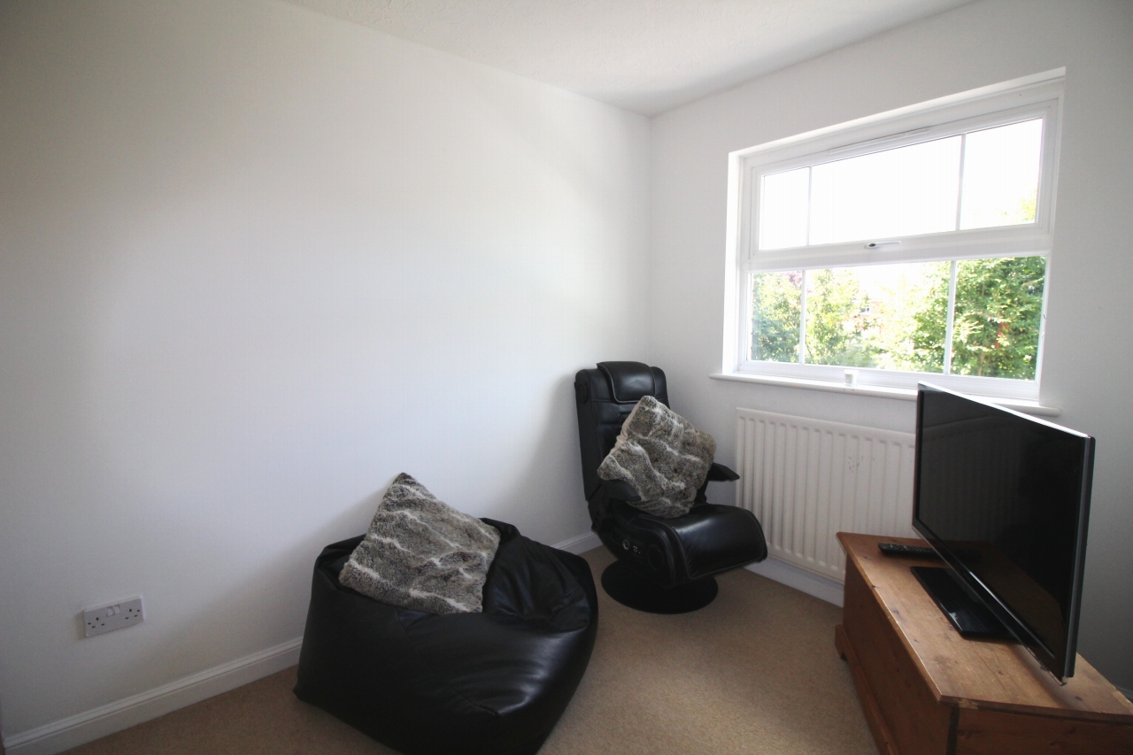 3 bedroom mid terraced house SSTC in Solihull - Photograph 13.
