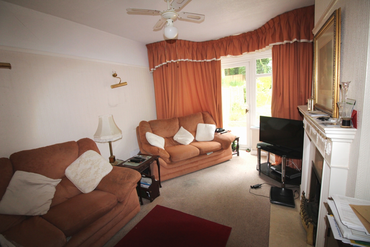 3 bedroom semi detached house SSTC in Solihull - Photograph 5.
