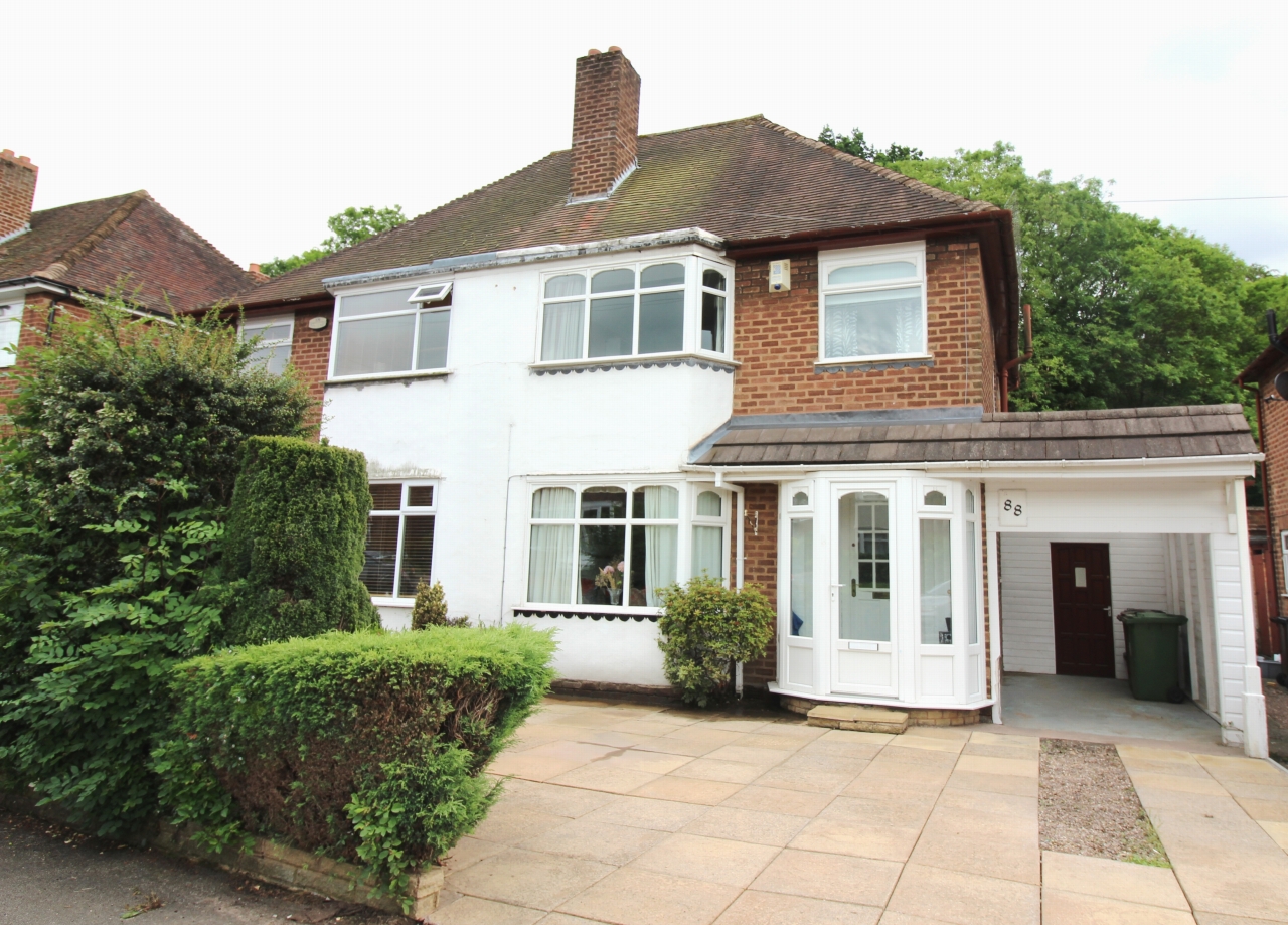 3 bedroom semi detached house SSTC in Solihull - Photograph 1.