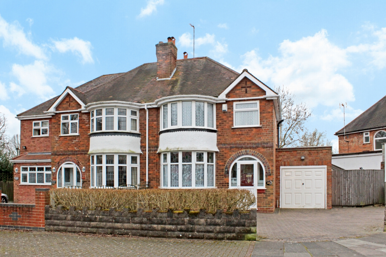 3 bedroom house SSTC in Birmingham - Main Image.