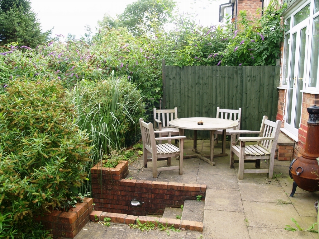 3 bedroom semi detached house Sold in Solihull - photograph 7.