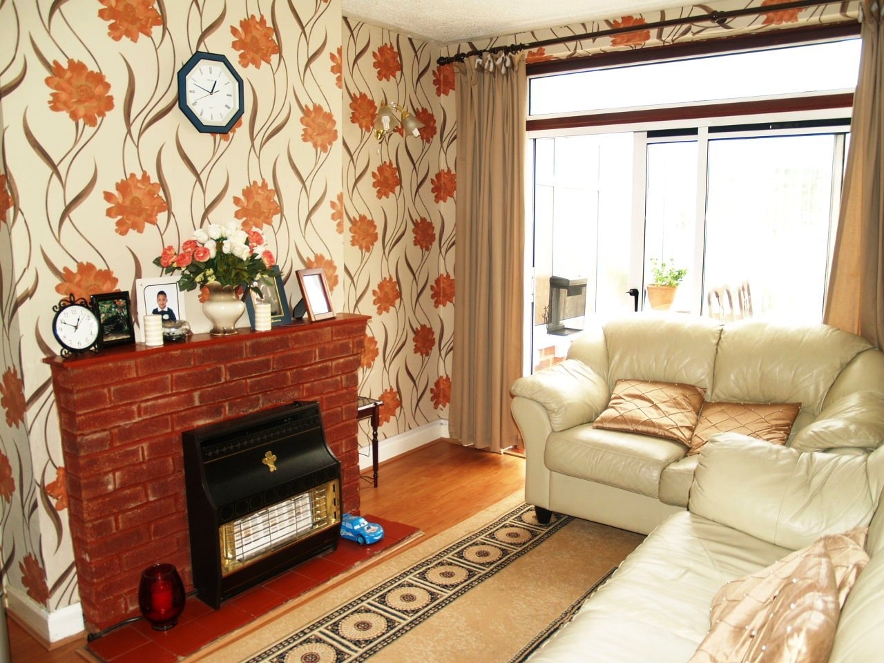 3 bedroom house Sale Agreed in Birmingham - photograph 4.
