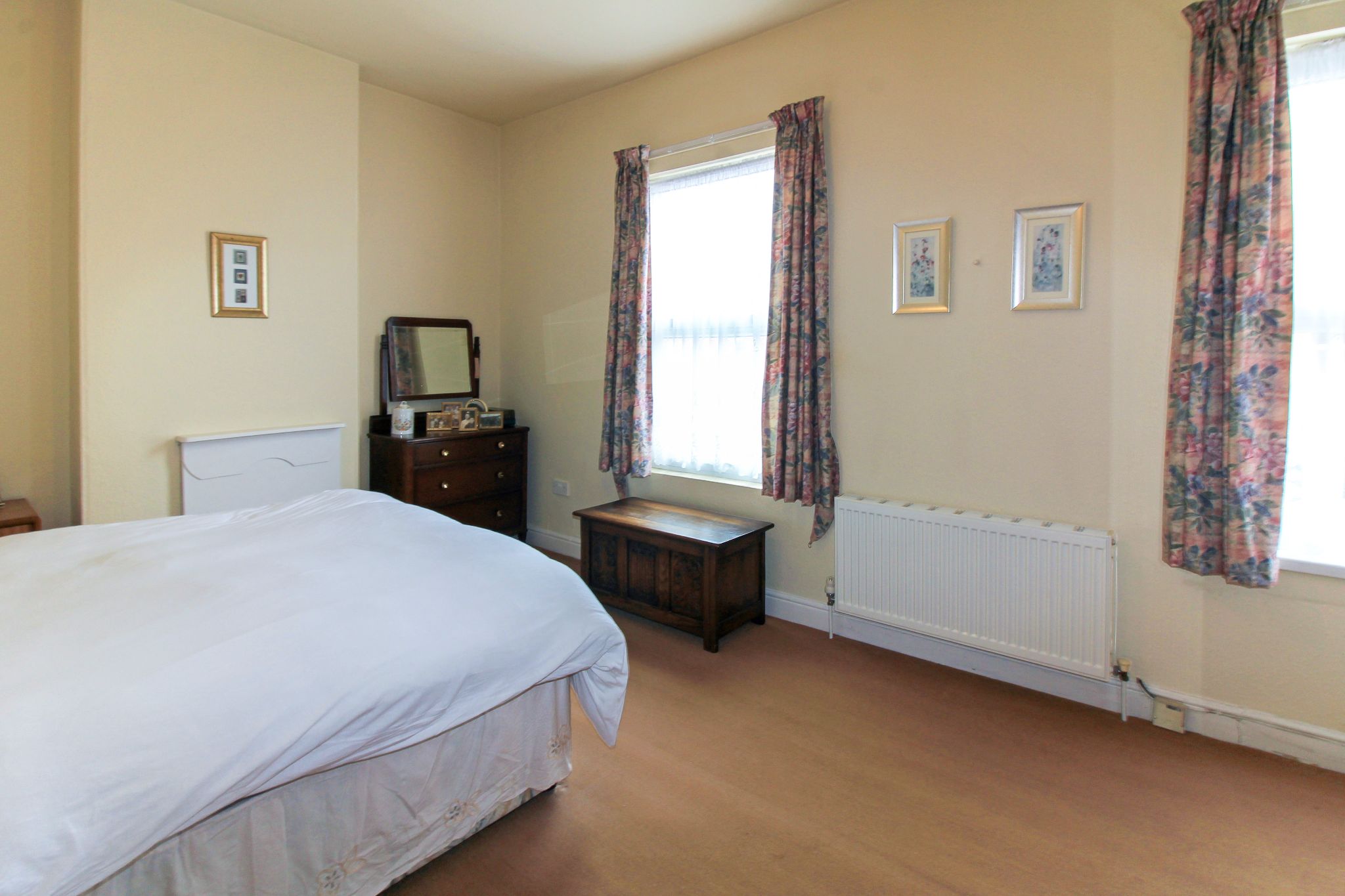 3 bedroom mid terraced house SSTC in Birmingham - Photograph 6.