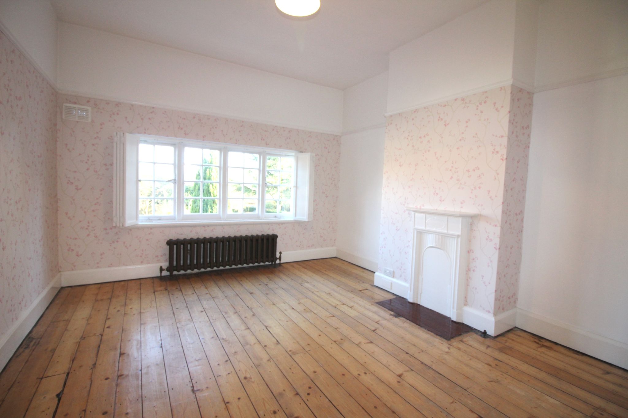 6 bedroom detached house Let Agreed in Solihull - Photograph 12.