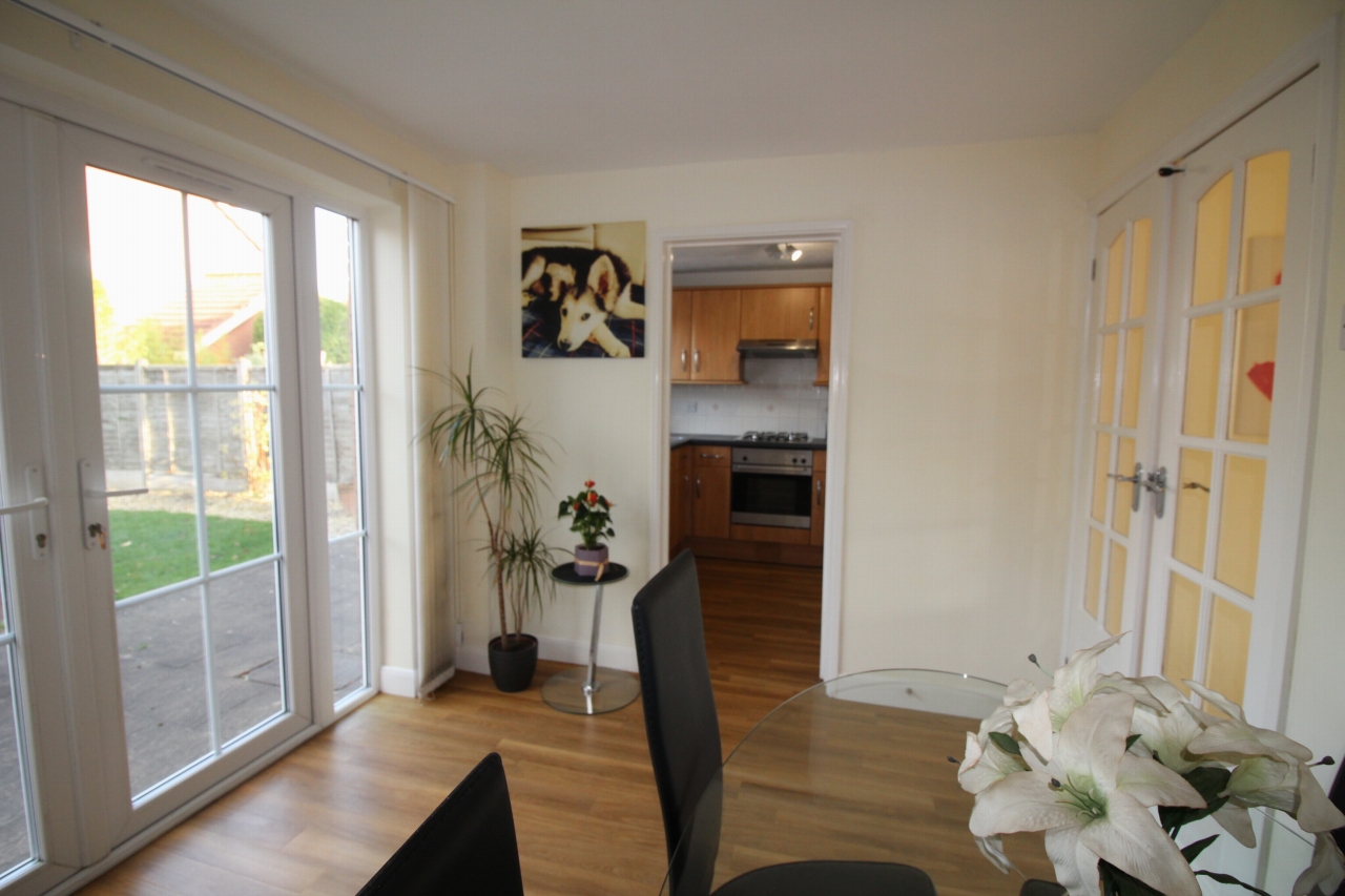 3 bedroom detached house SSTC in Solihull - Photograph 5.