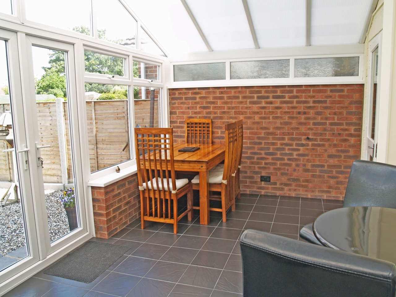 2 bedroom semi detached house Sold in Birmingham - photograph 8.