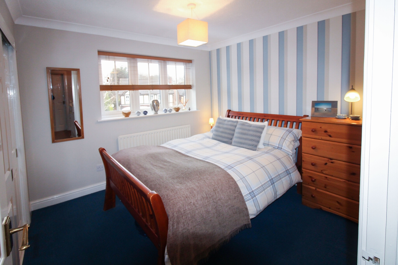 4 bedroom detached house SSTC in Solihull - photograph 10.