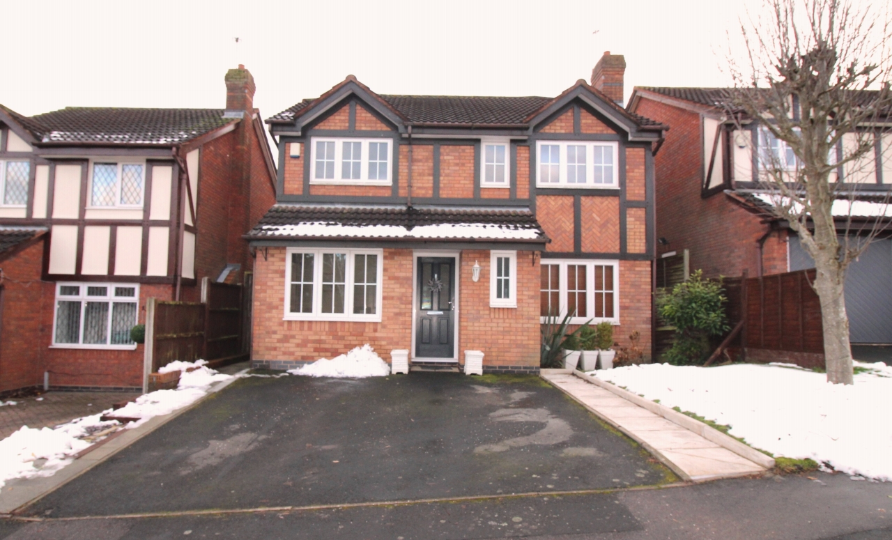 4 bedroom detached house SSTC in Solihull - Main Image.