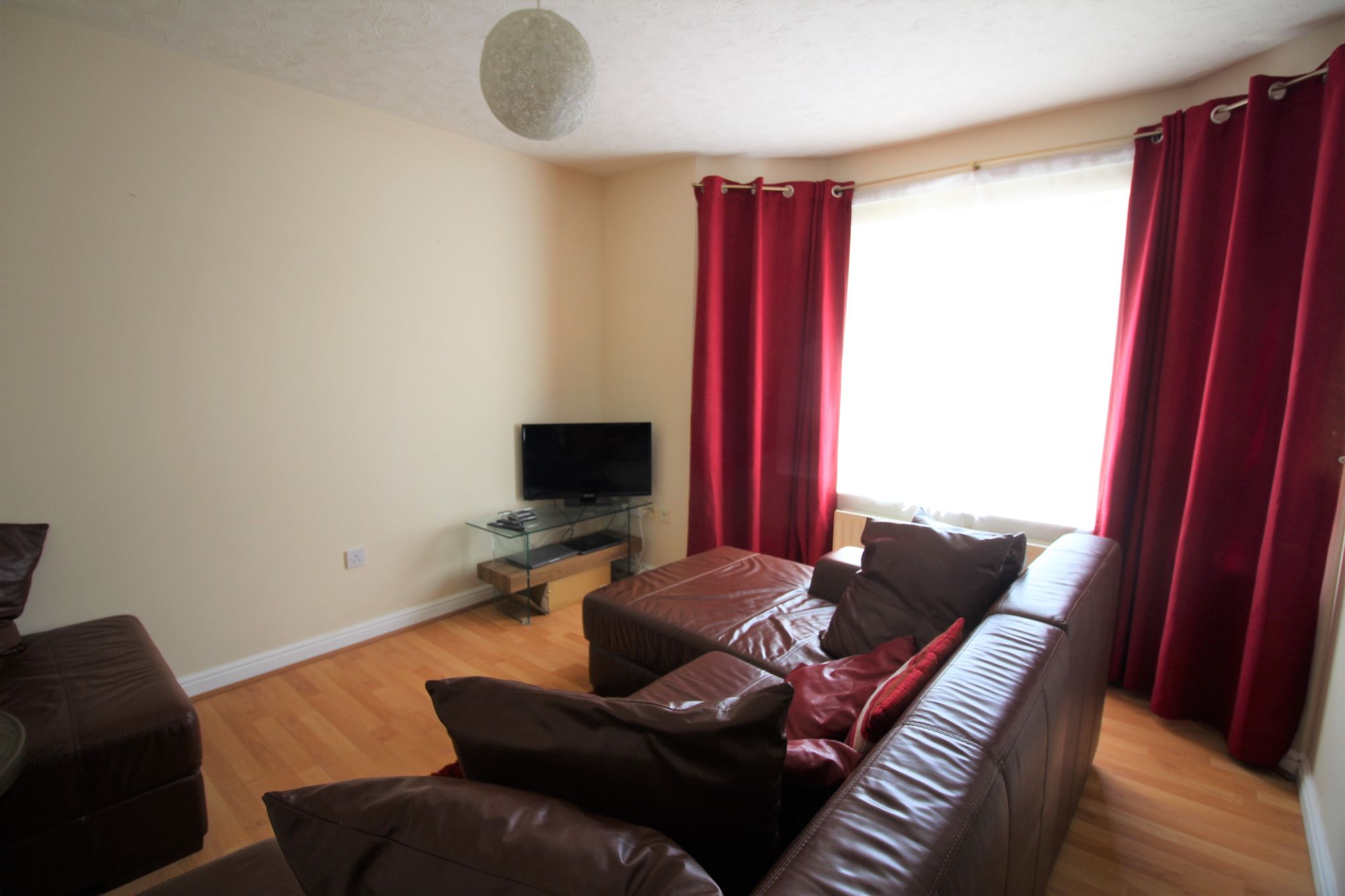 2 bedroom apartment flat/apartment Let Agreed in Solihull - Photograph 5.