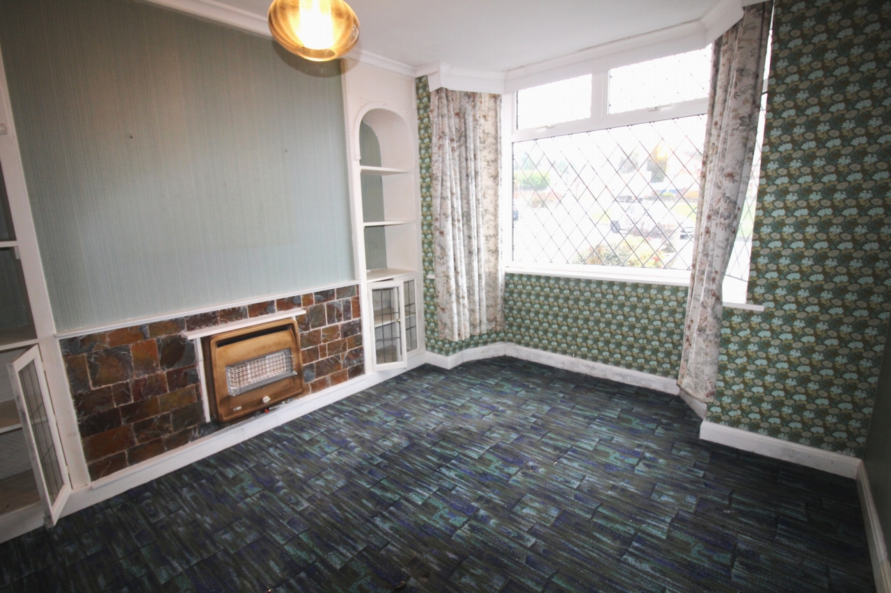 3 bedroom semi-detached house SSTC in Birmingham - Photograph 4.