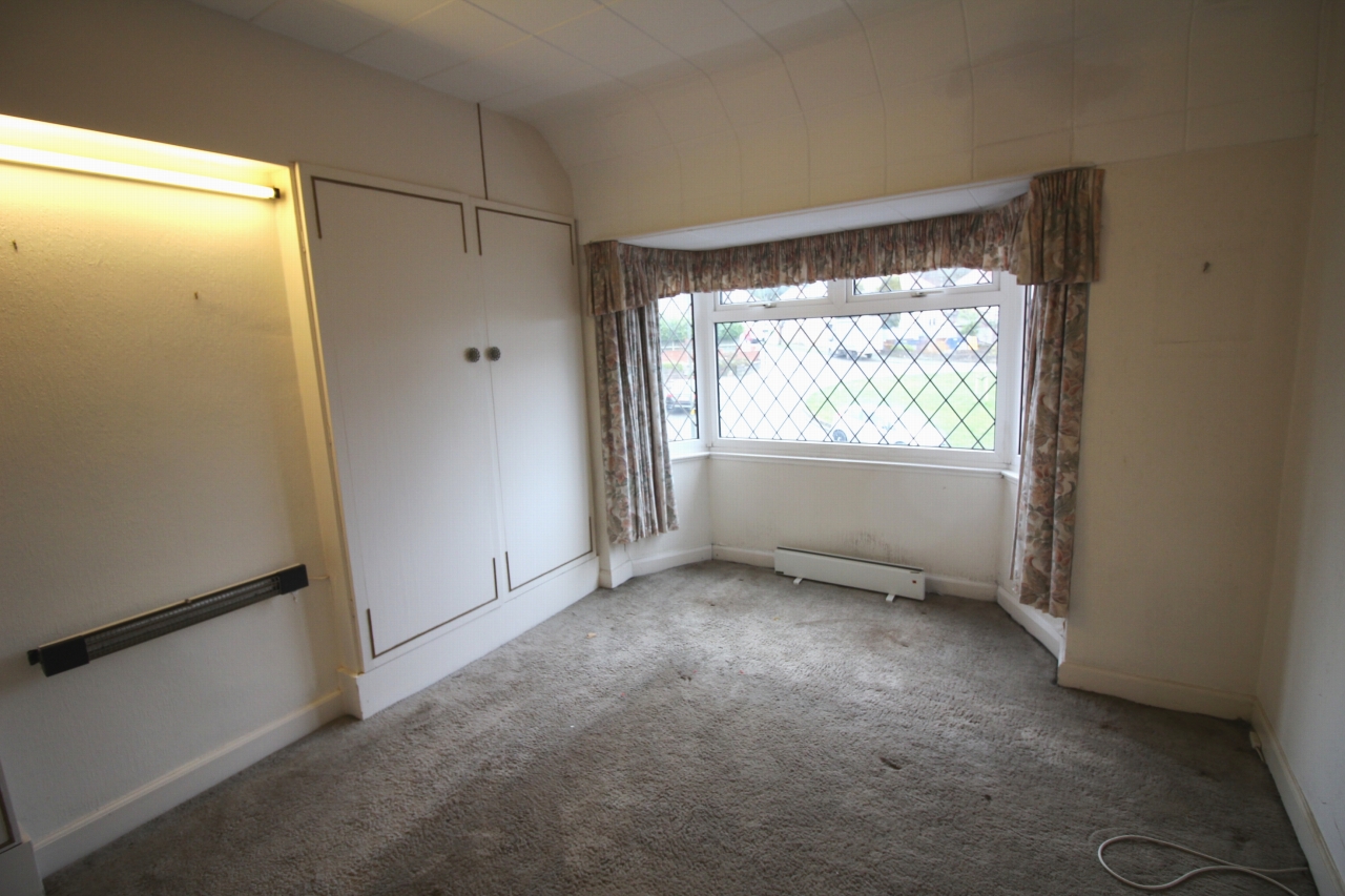 3 bedroom semi-detached house SSTC in Birmingham - Photograph 8.