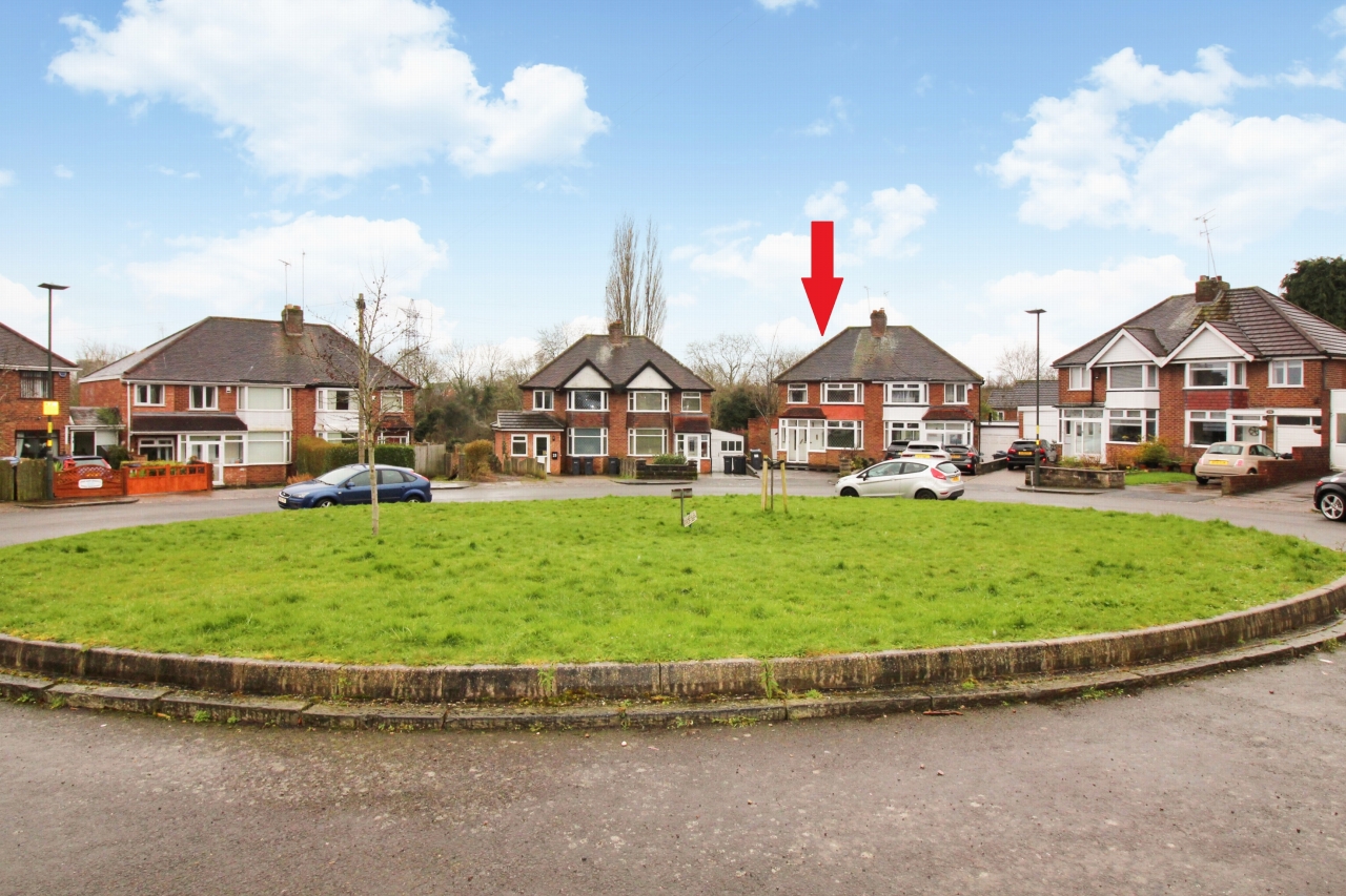 3 bedroom semi-detached house SSTC in Birmingham - Photograph 11.