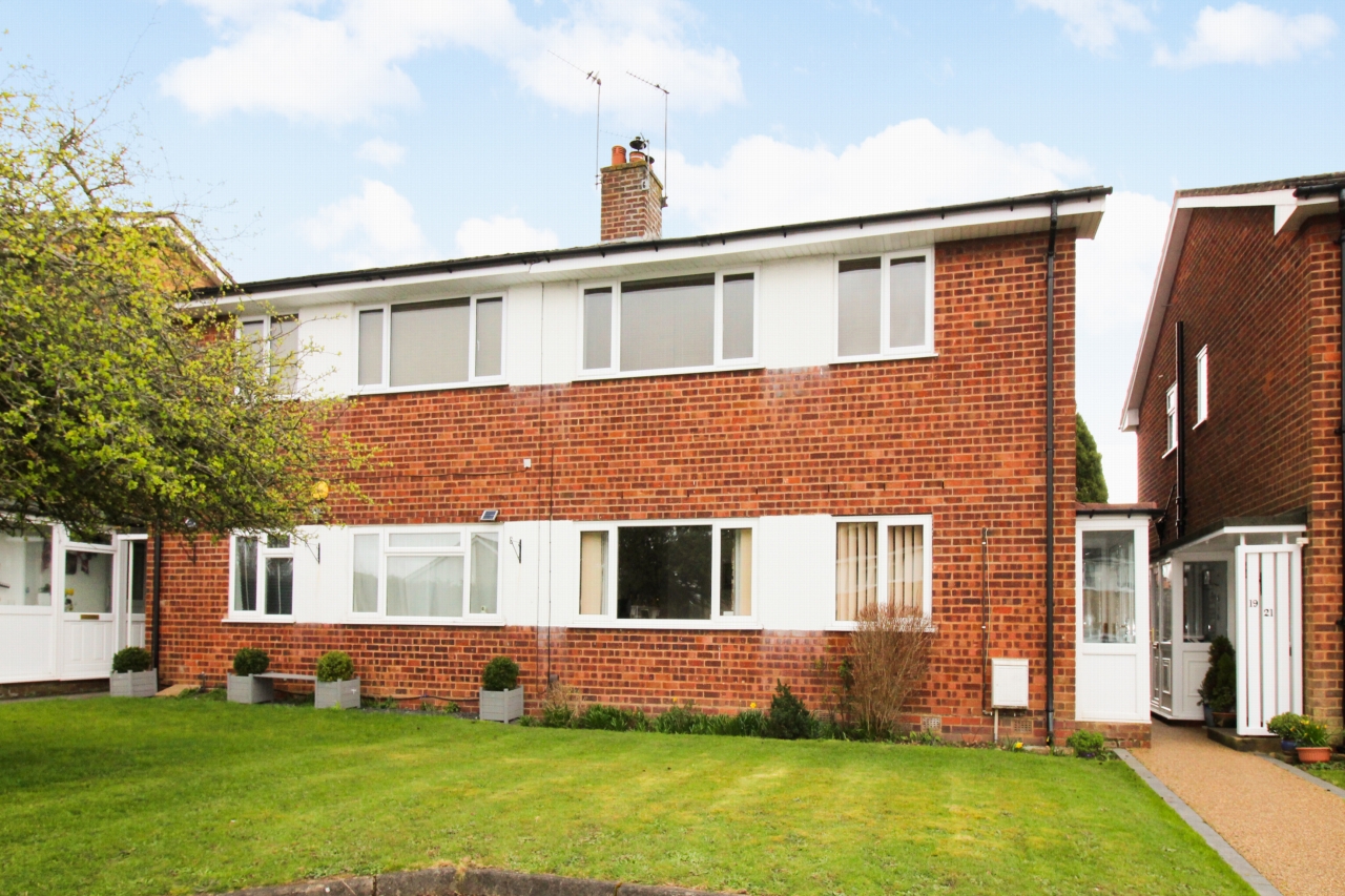 2 bedroom maisonette flat/apartment SSTC in Solihull - Photograph 1.
