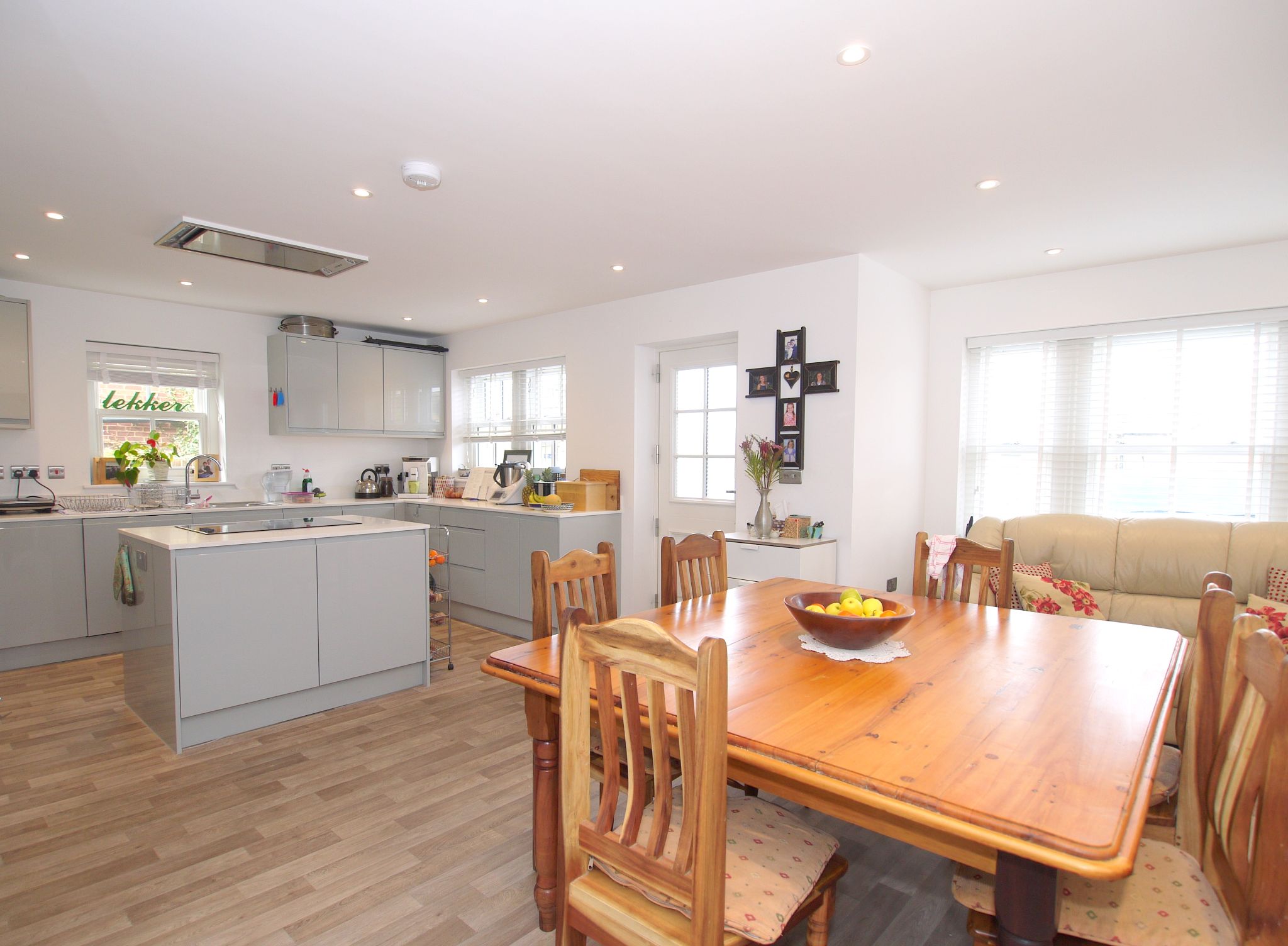 5 bedroom semi-detached house Let in Sevenoaks - Photograph 2