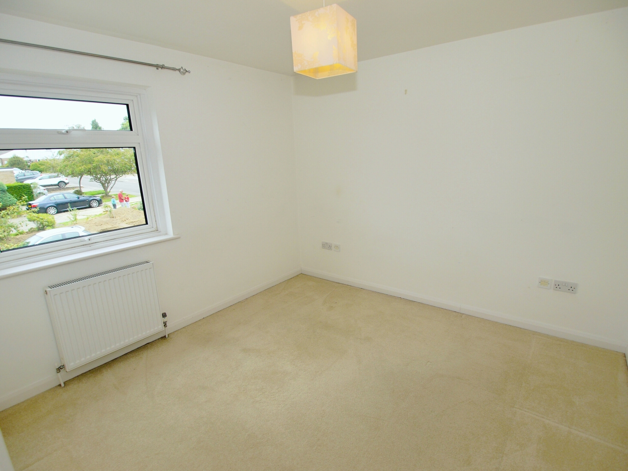 3 bedroom mid terraced house Sold in Sevenoaks - Photograph 6