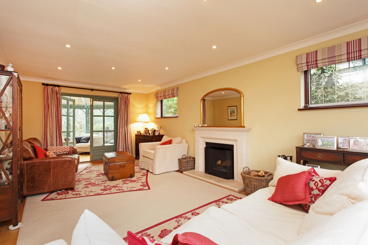 5 bedroom detached house Sold in Sevenoaks - Photograph 2
